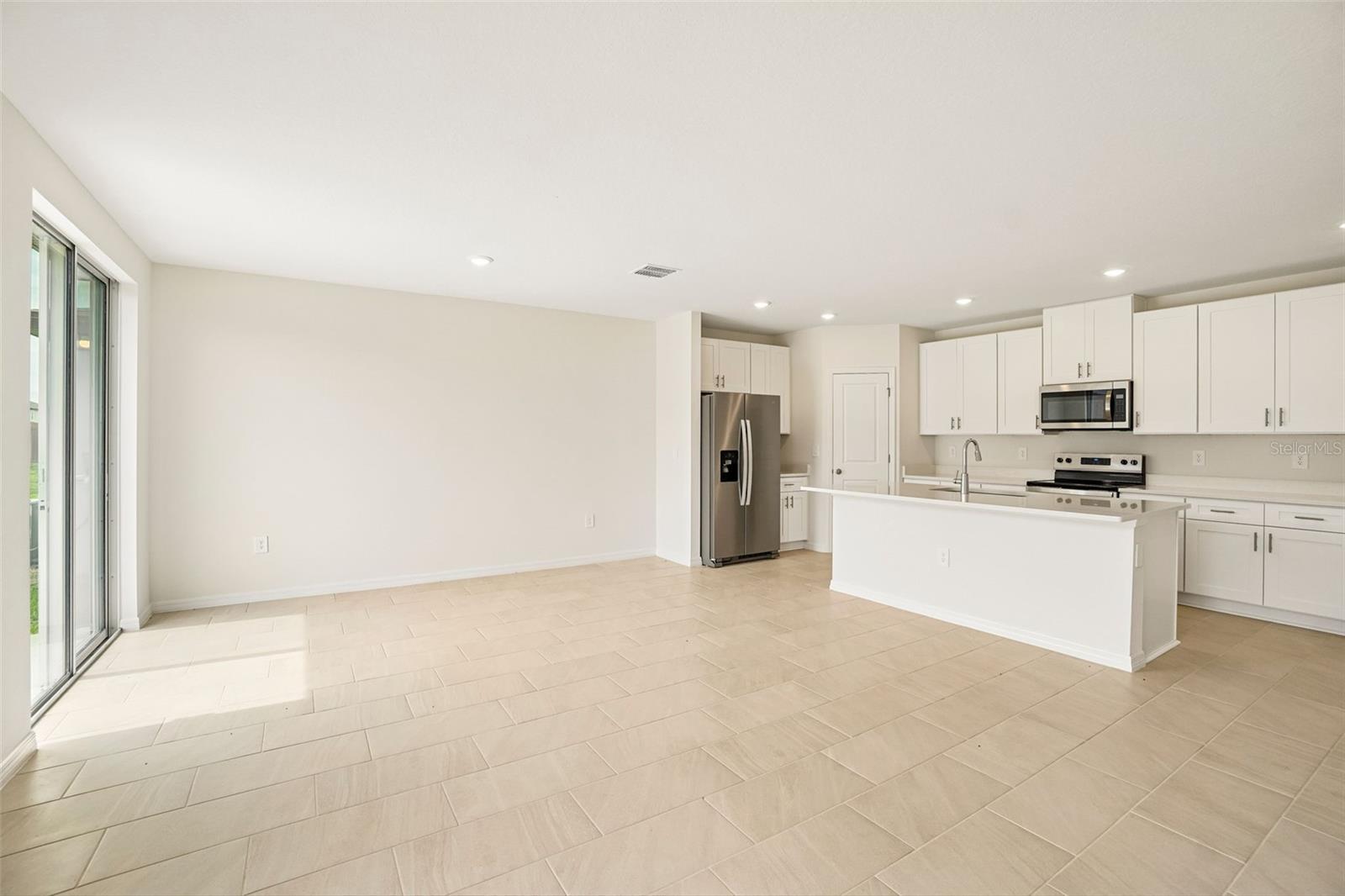 12574 Hourglass, Dade City, FL 33525