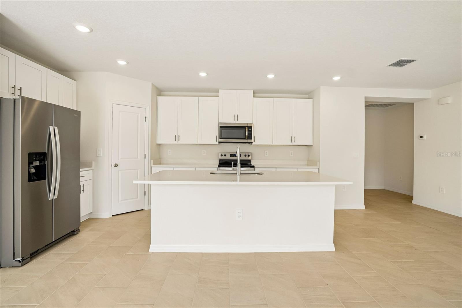 12574 Hourglass, Dade City, FL 33525