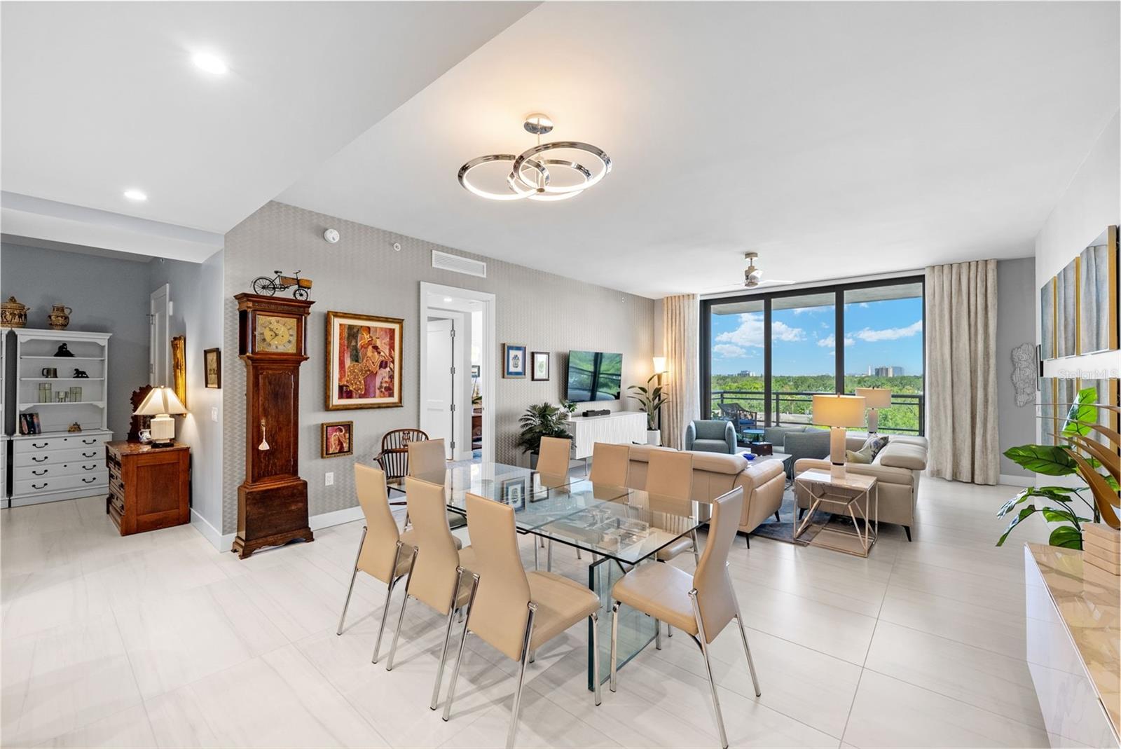 2103 Bayshore Unit 703, Tampa, FL 33606
