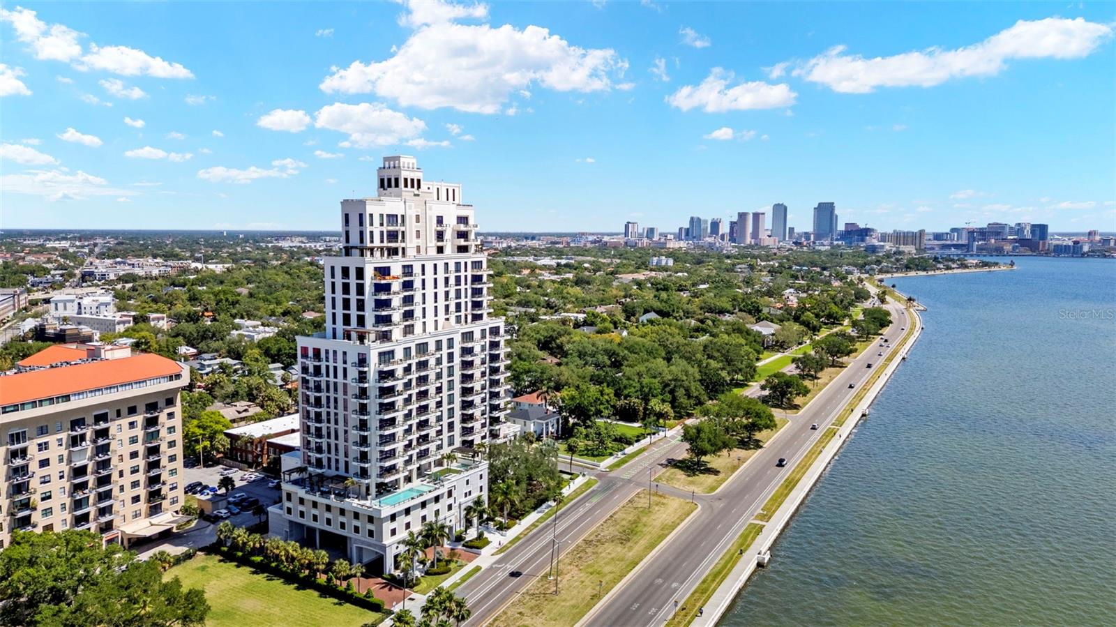 2103 Bayshore Unit 703, Tampa, FL 33606