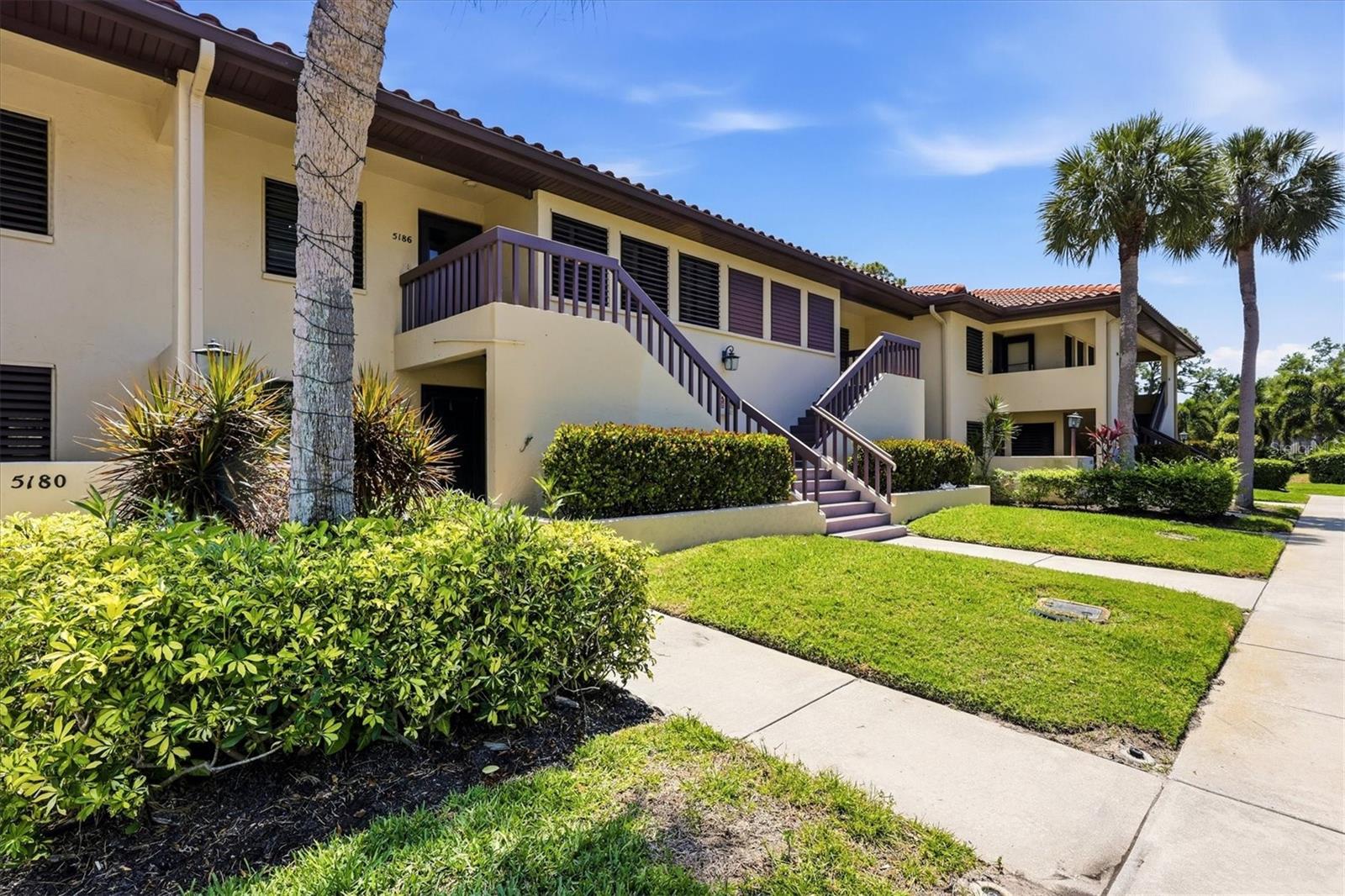 5186 Lake Village Unit 90, Sarasota, FL 34235