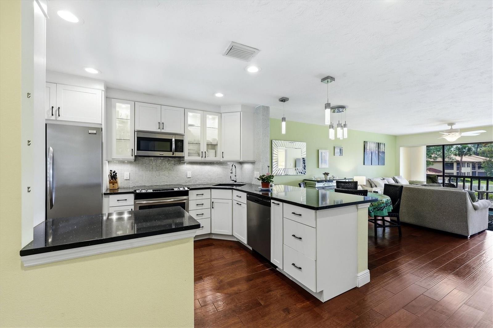 5186 Lake Village Unit 90, Sarasota, FL 34235