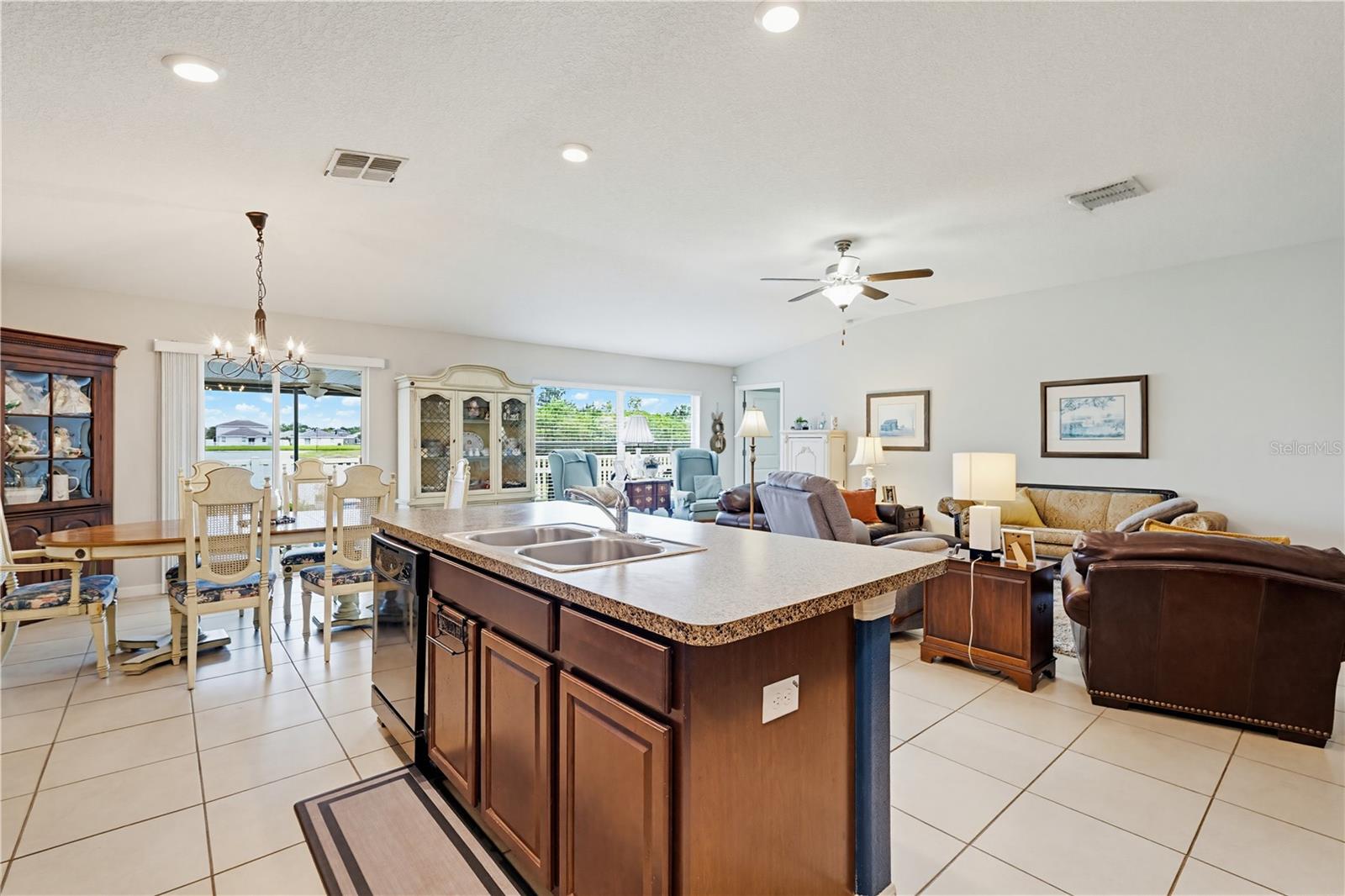 2202 4th, Ruskin, FL 33570