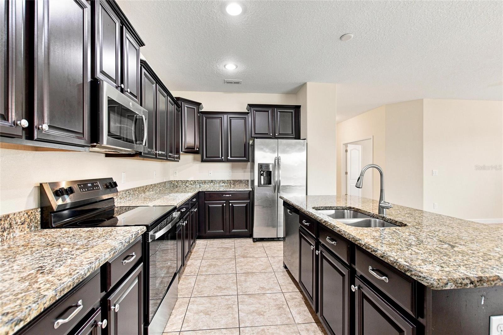 1379 Palmetto Dunes, Davenport, FL 33896