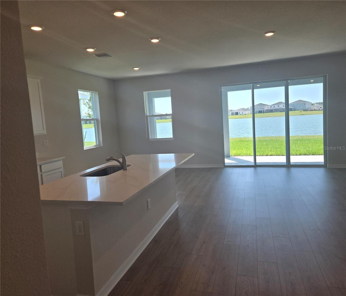 17131 James, Parrish, FL 34219