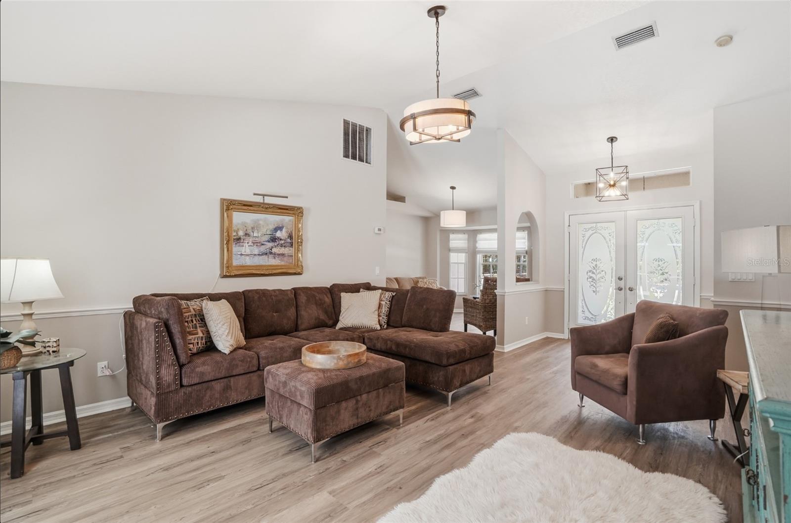 610 Woodview, Bradenton, FL 34212