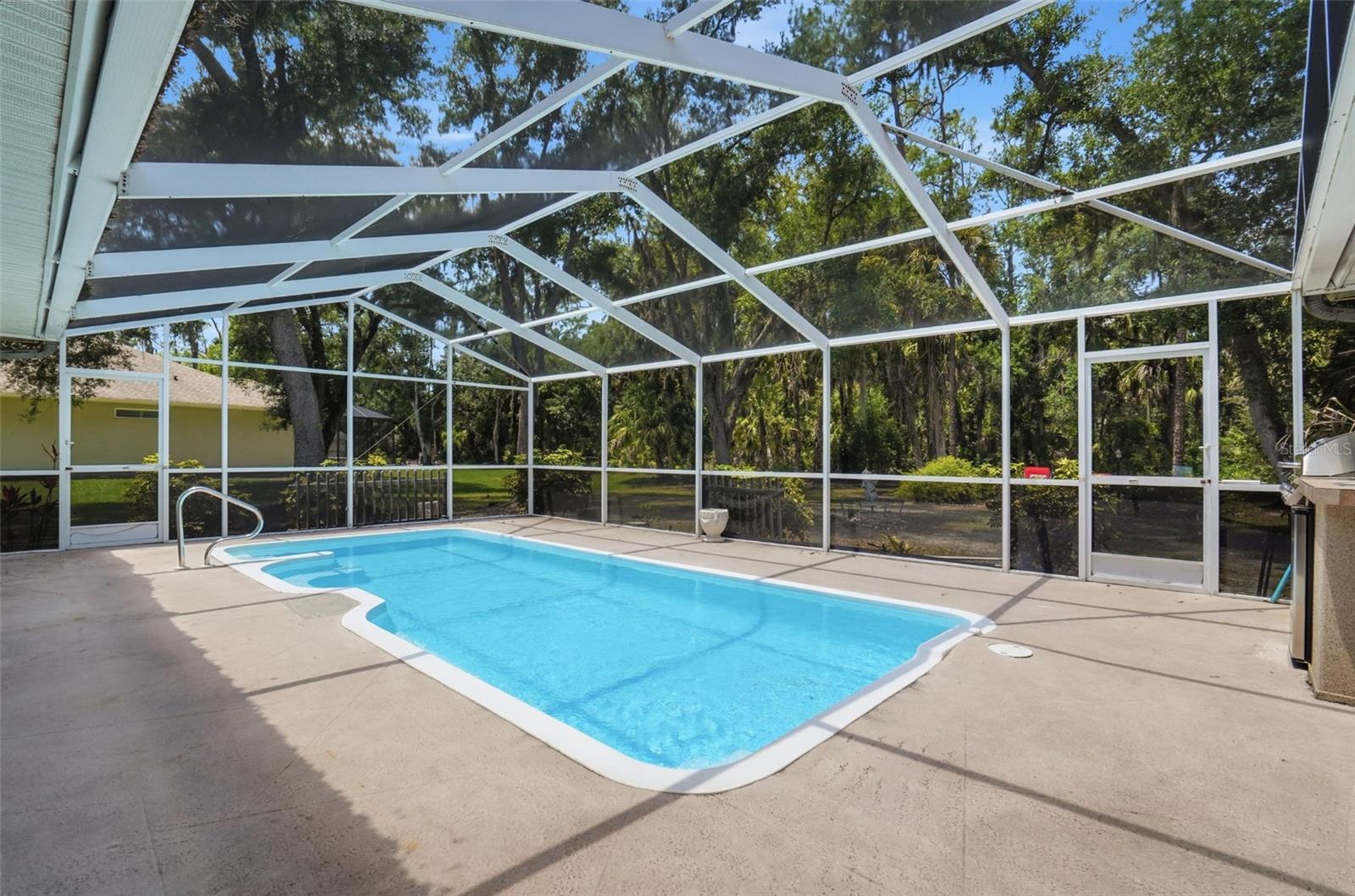 610 Woodview, Bradenton, FL 34212
