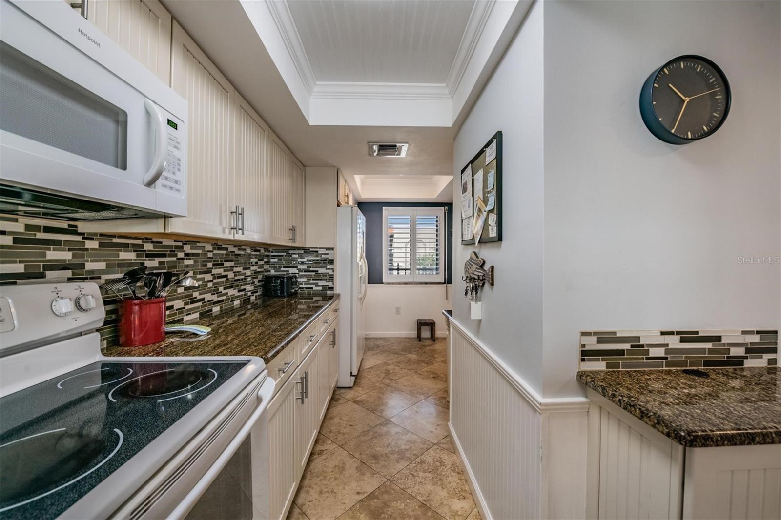 7435 Bayshore Unit 303, Treasure Island, FL 33706