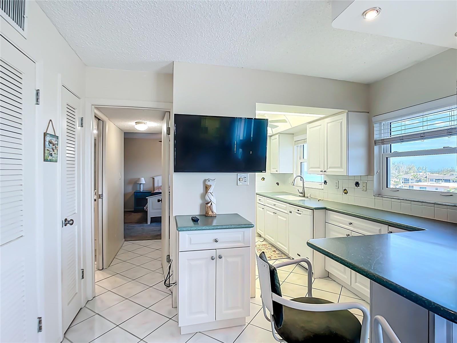 1255 Tarpon Center Unit 510, Venice, FL 34285