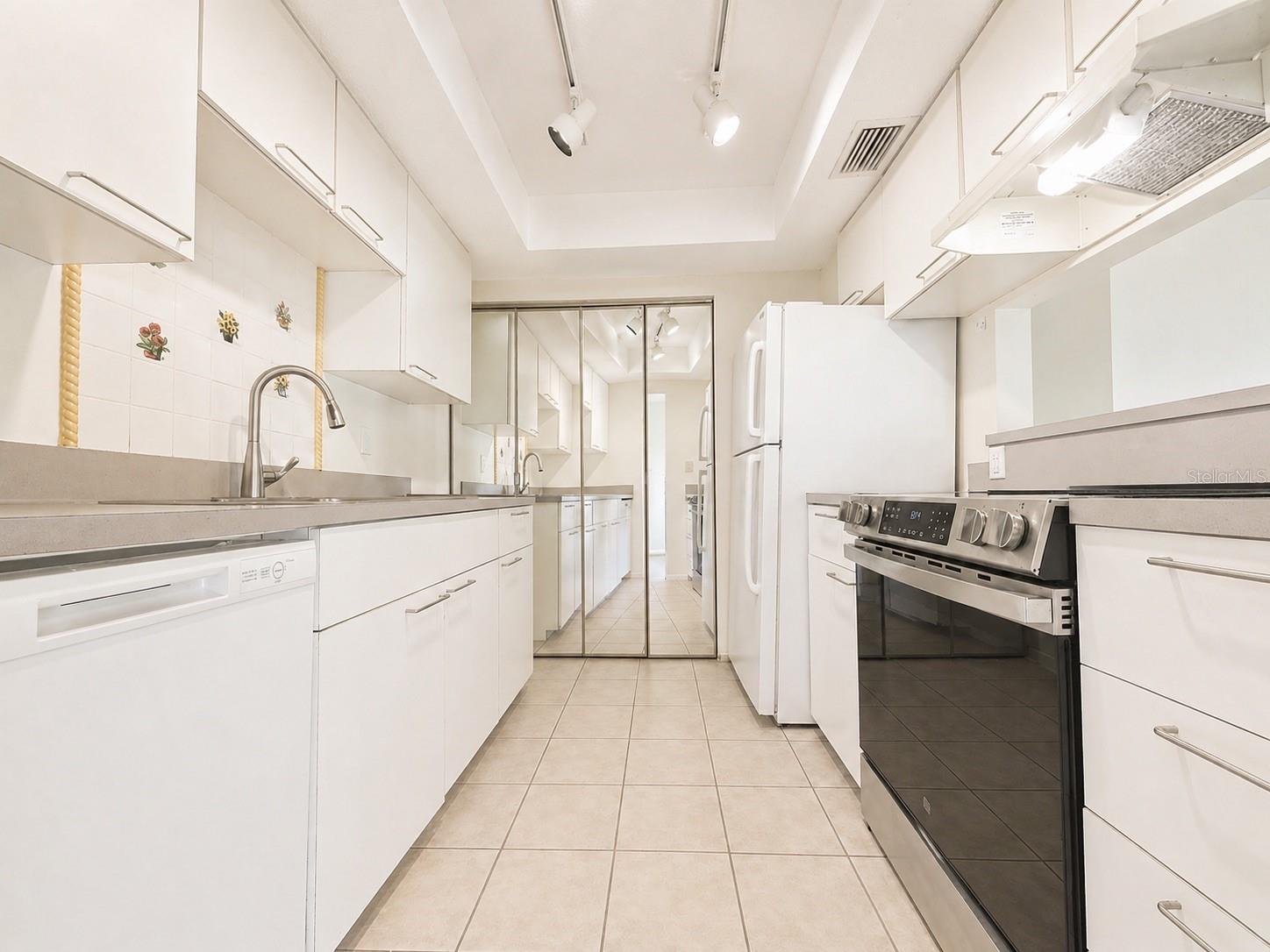 723 115th Unit 2106, St Petersburg, FL 33716