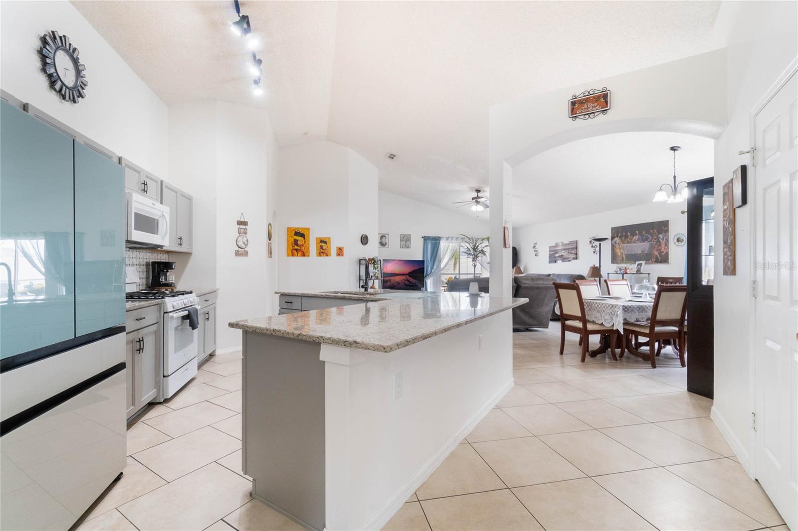 640 Lady Diana, Davenport, FL 33837