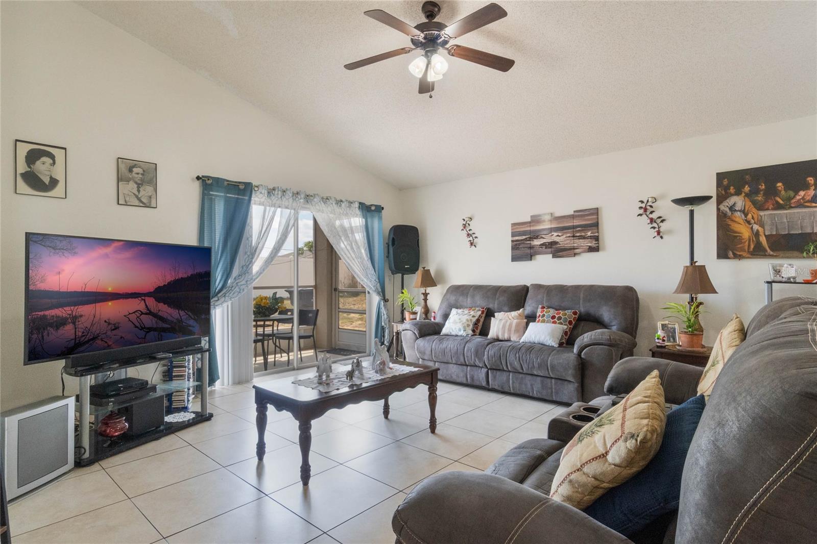 640 Lady Diana, Davenport, FL 33837