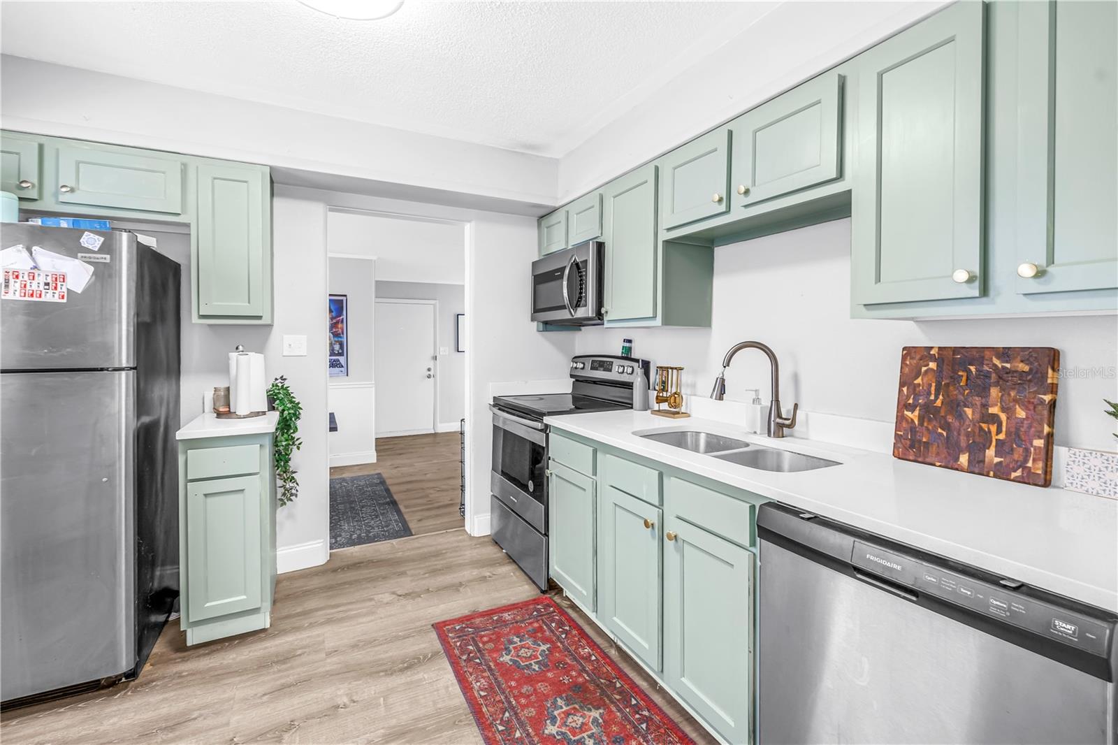 4729 12th, St Petersburg, FL 33711
