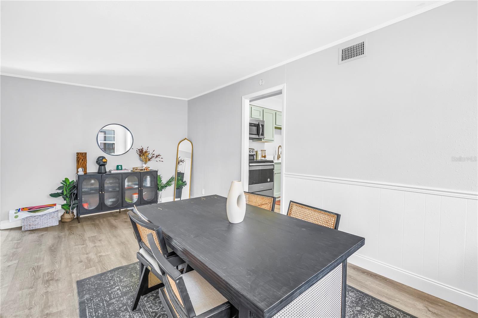 4729 12th, St Petersburg, FL 33711