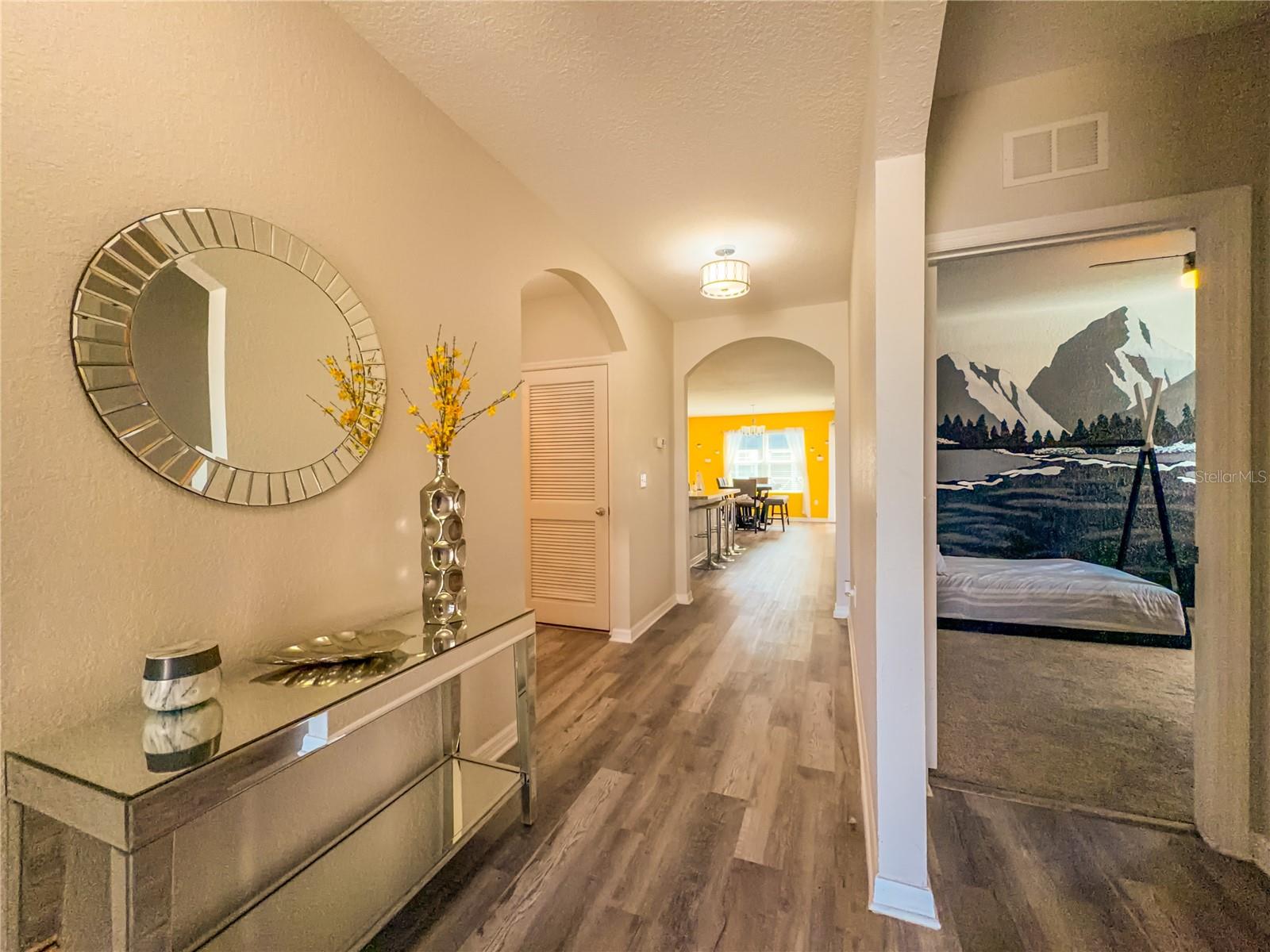 1742 Van Gogh, Auburndale, FL 33823