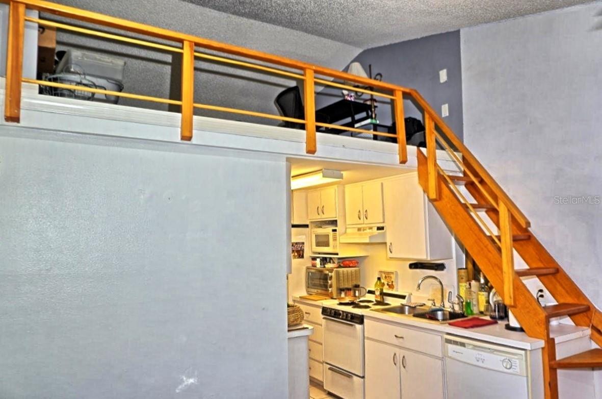 20857 Haulover Unit B14, Lutz, FL 33558