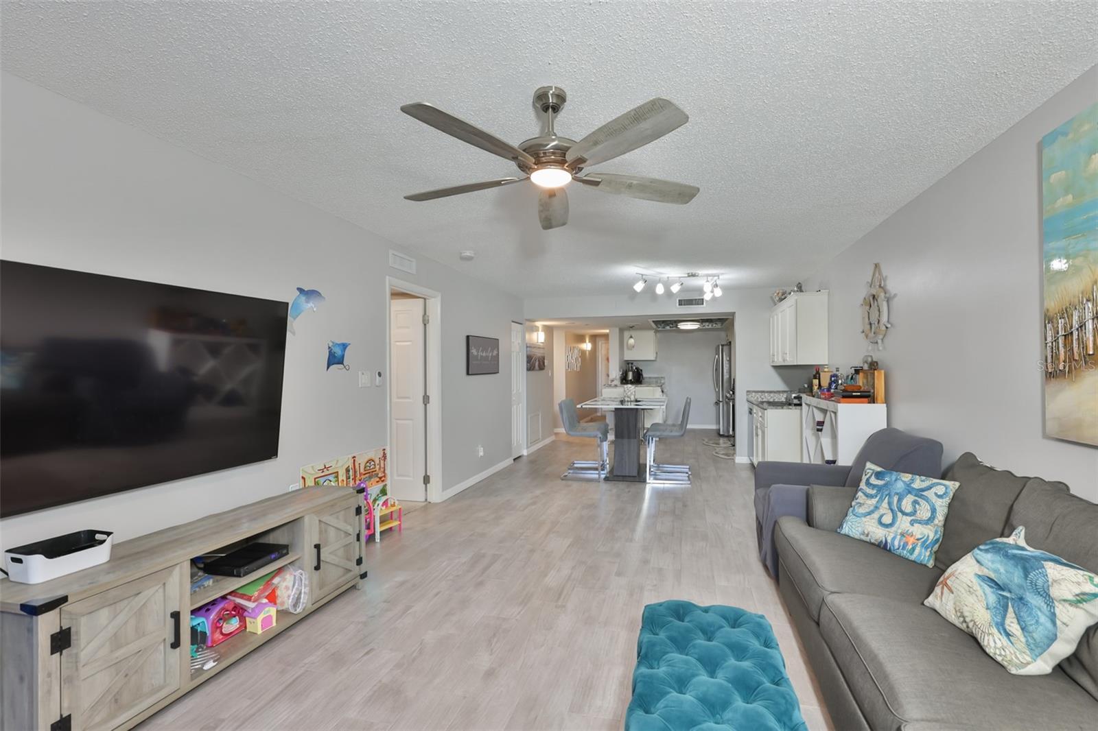5400 Park Unit 208, St Petersburg, FL 33709