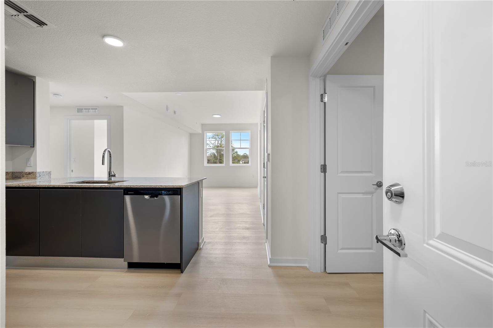 5579 Millenia Park Unit 323, Orlando, FL 32839