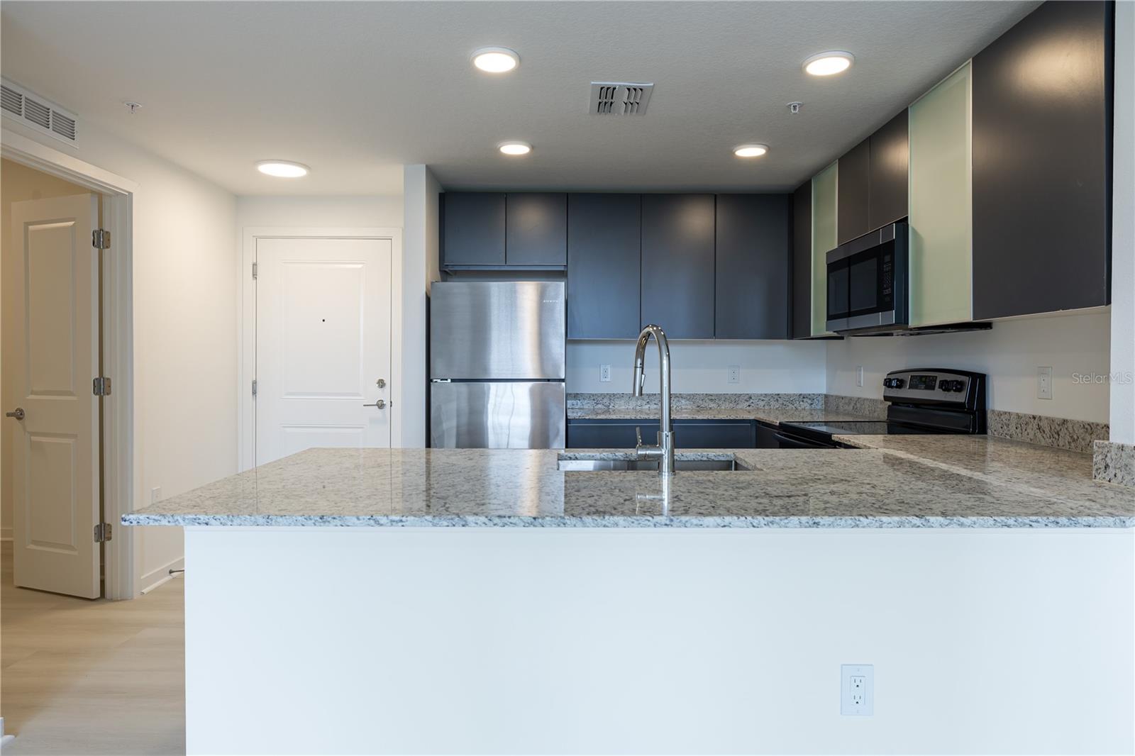5579 Millenia Park Unit 323, Orlando, FL 32839