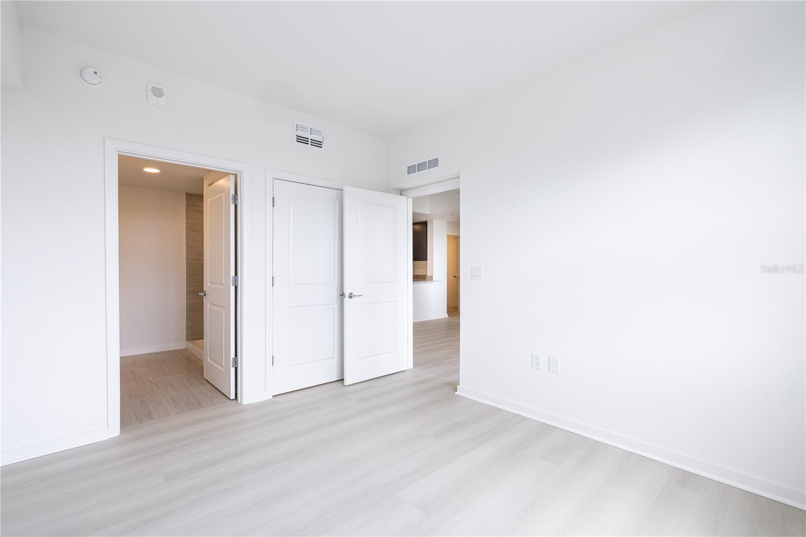 5579 Millenia Park Unit 323, Orlando, FL 32839