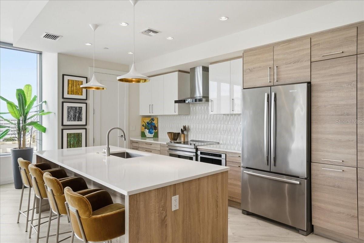 111 Pineapple Unit 714, Sarasota, FL 34236
