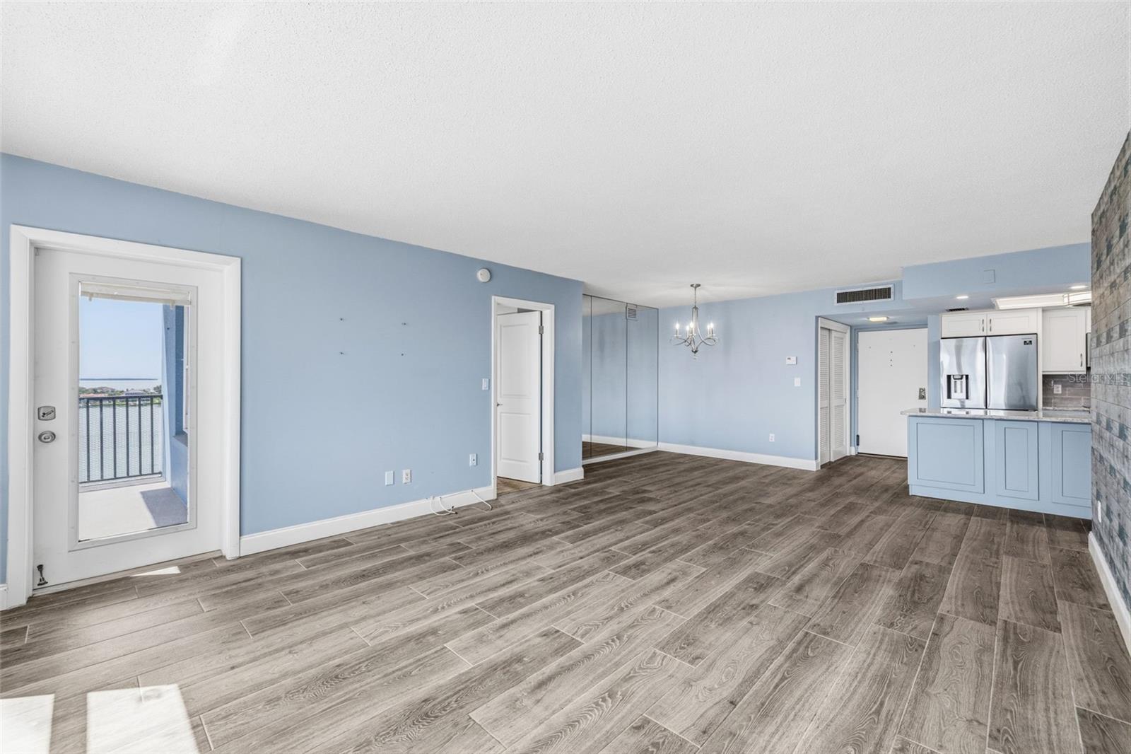 5220 Brittany Dr S Unit 901, St Petersburg, FL 33715