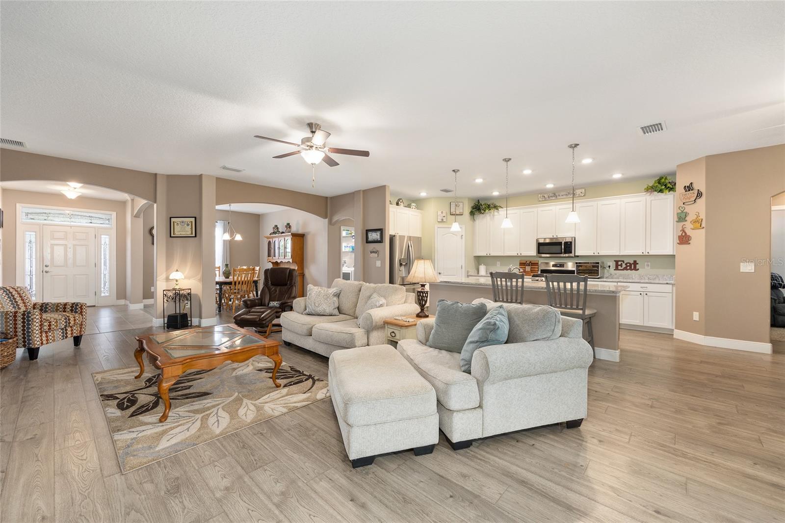 4258 James River, Leesburg, FL 34748