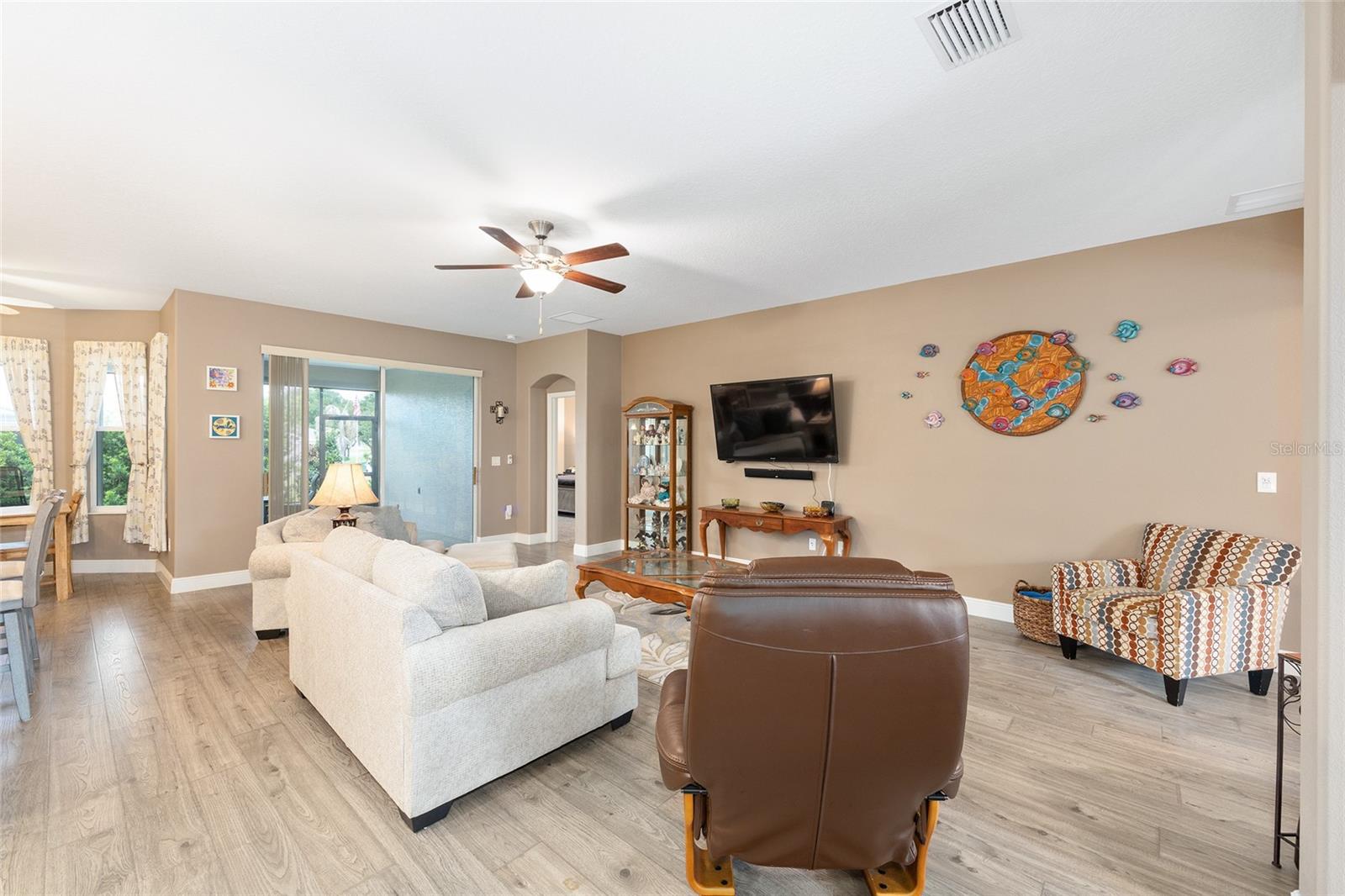 4258 James River, Leesburg, FL 34748