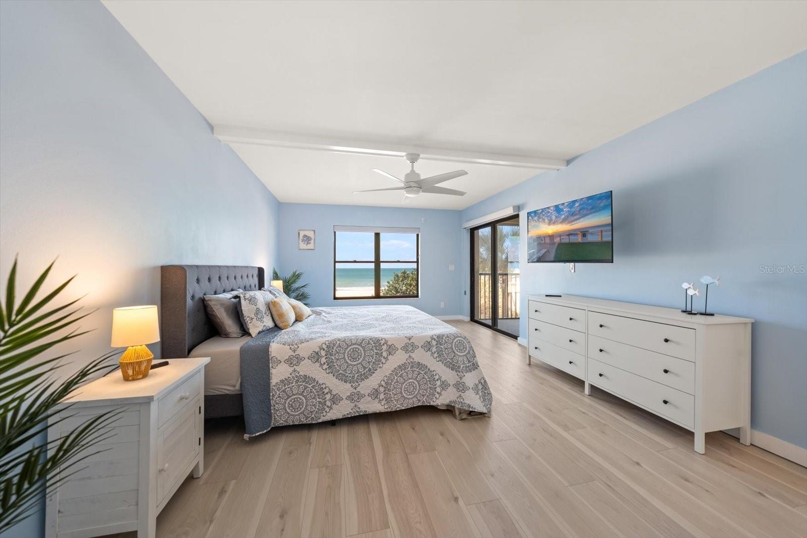 900 Gulf Unit 204, Indian Rocks Beach, FL 33785