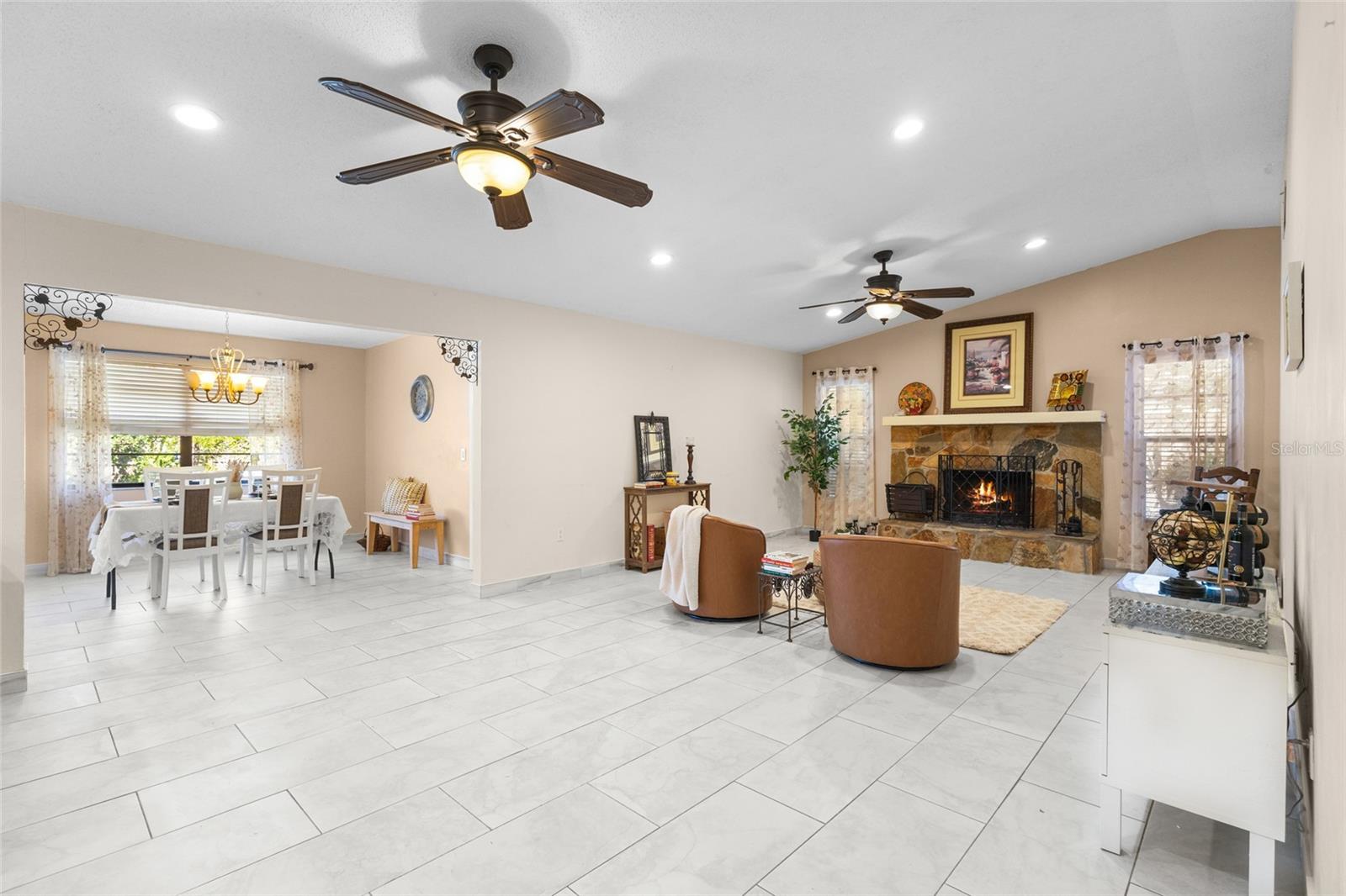 6609 Mauna Loa, Sarasota, FL 34241