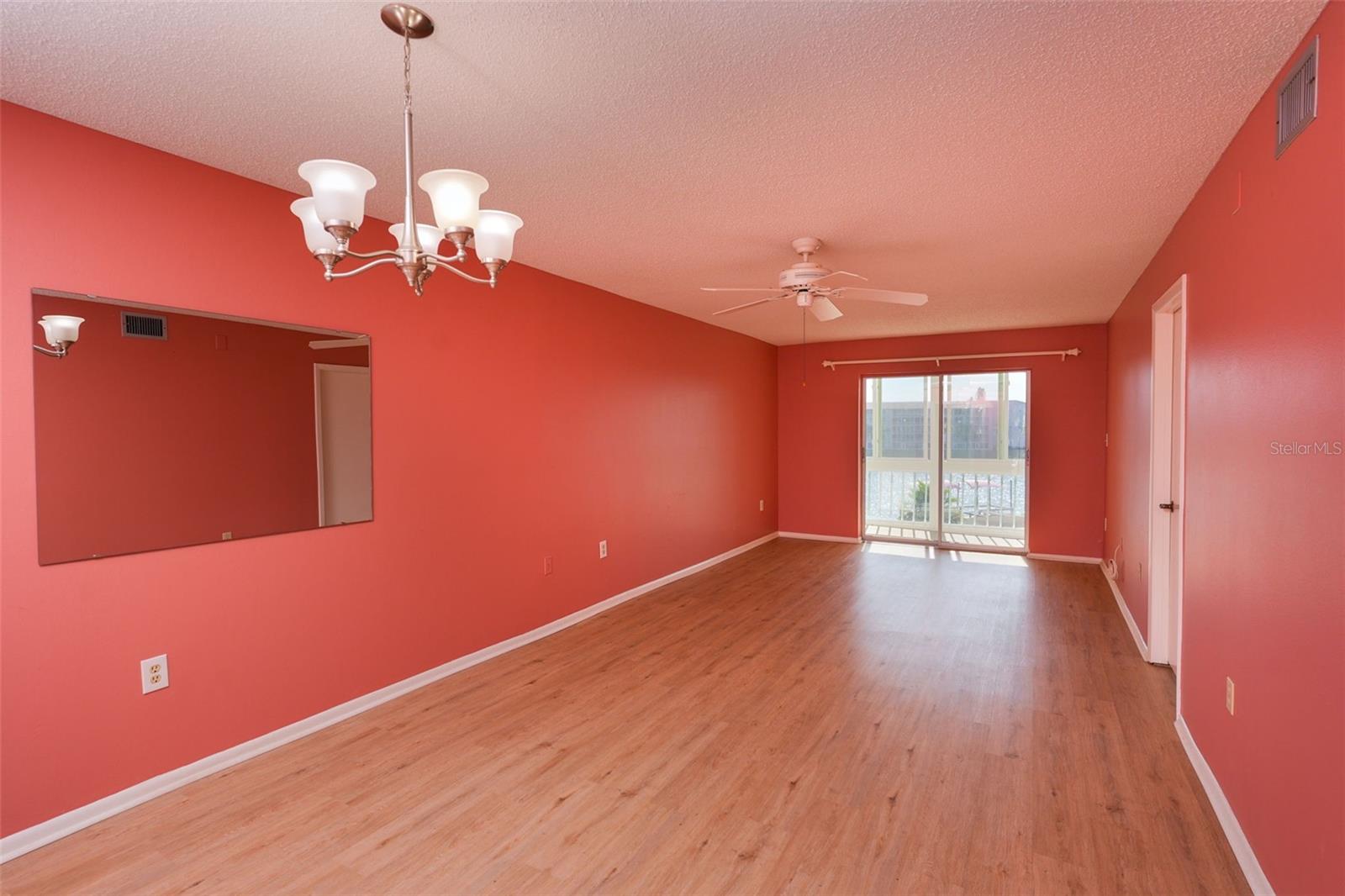 3607 Lake Bayshore Unit J-312, Bradenton, FL 34205