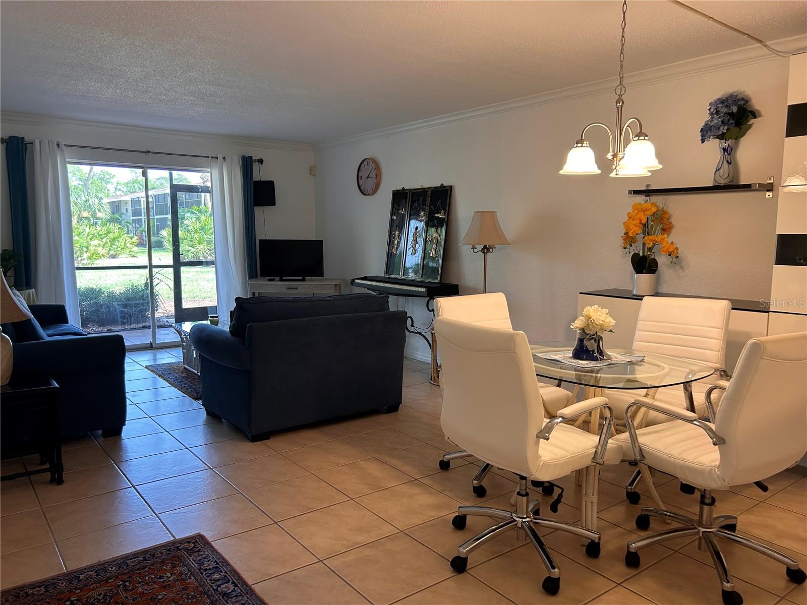 972 La Costa Unit 3, Sarasota, FL 34237