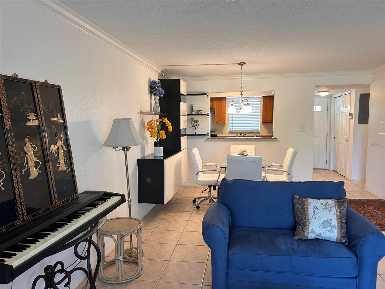 972 La Costa Unit 3, Sarasota, FL 34237
