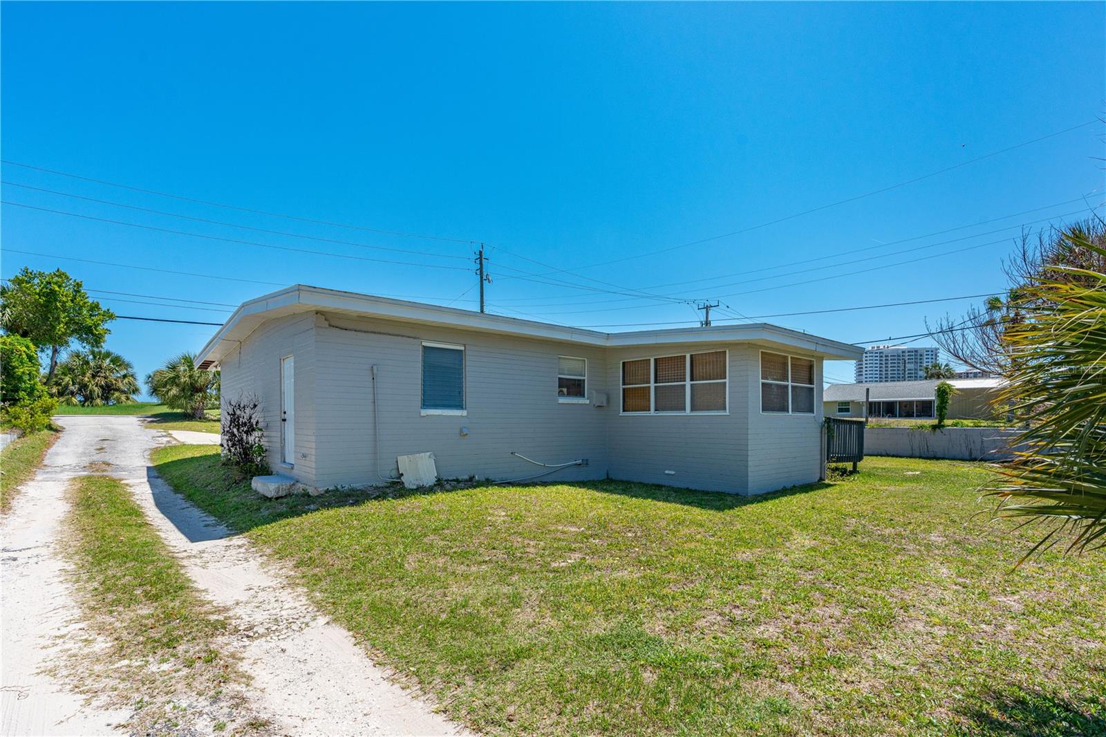 2908 Peninsula, Daytona Beach, FL 32118