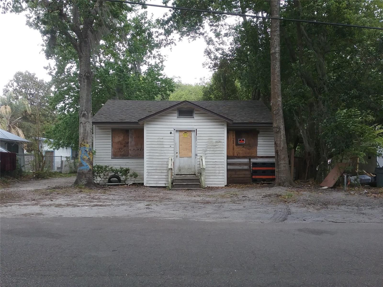 1815 16th, Gainesville, FL 32609