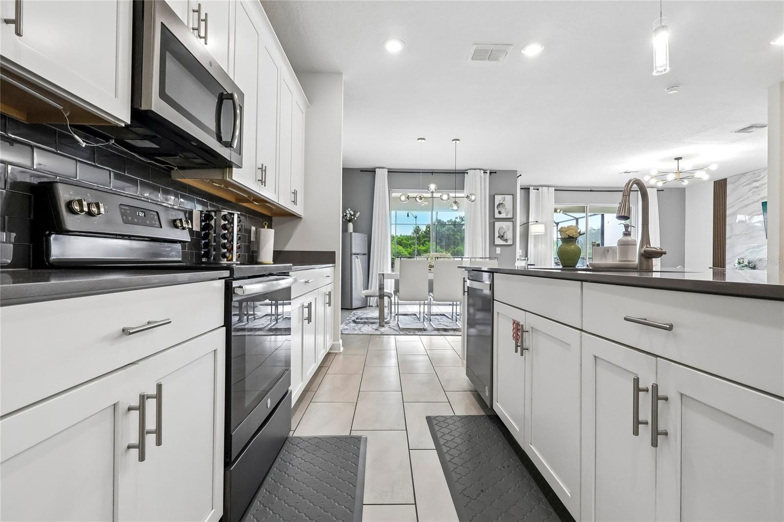 2801 Bookmark, Kissimmee, FL 34746