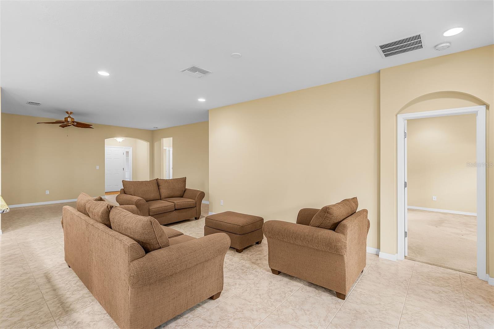 8531 Karpeal, Sarasota, FL 34238