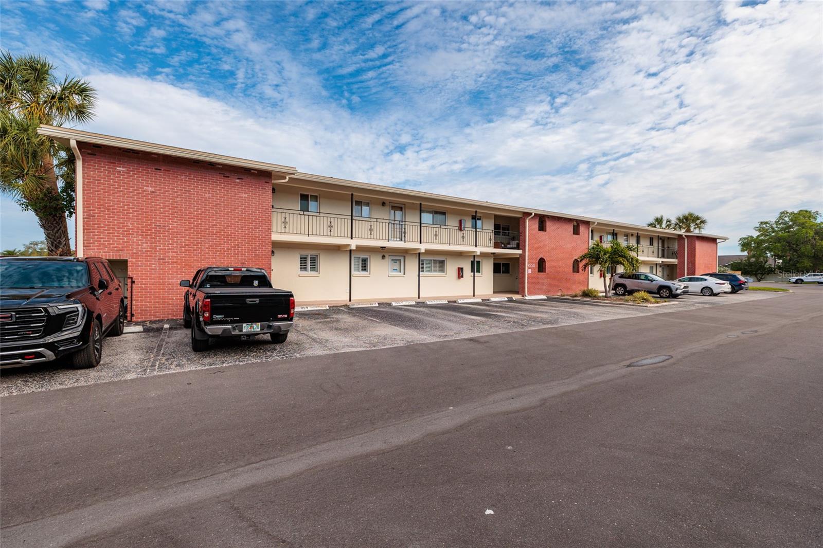 4550 Overlook Unit 154, St Petersburg, FL 33703