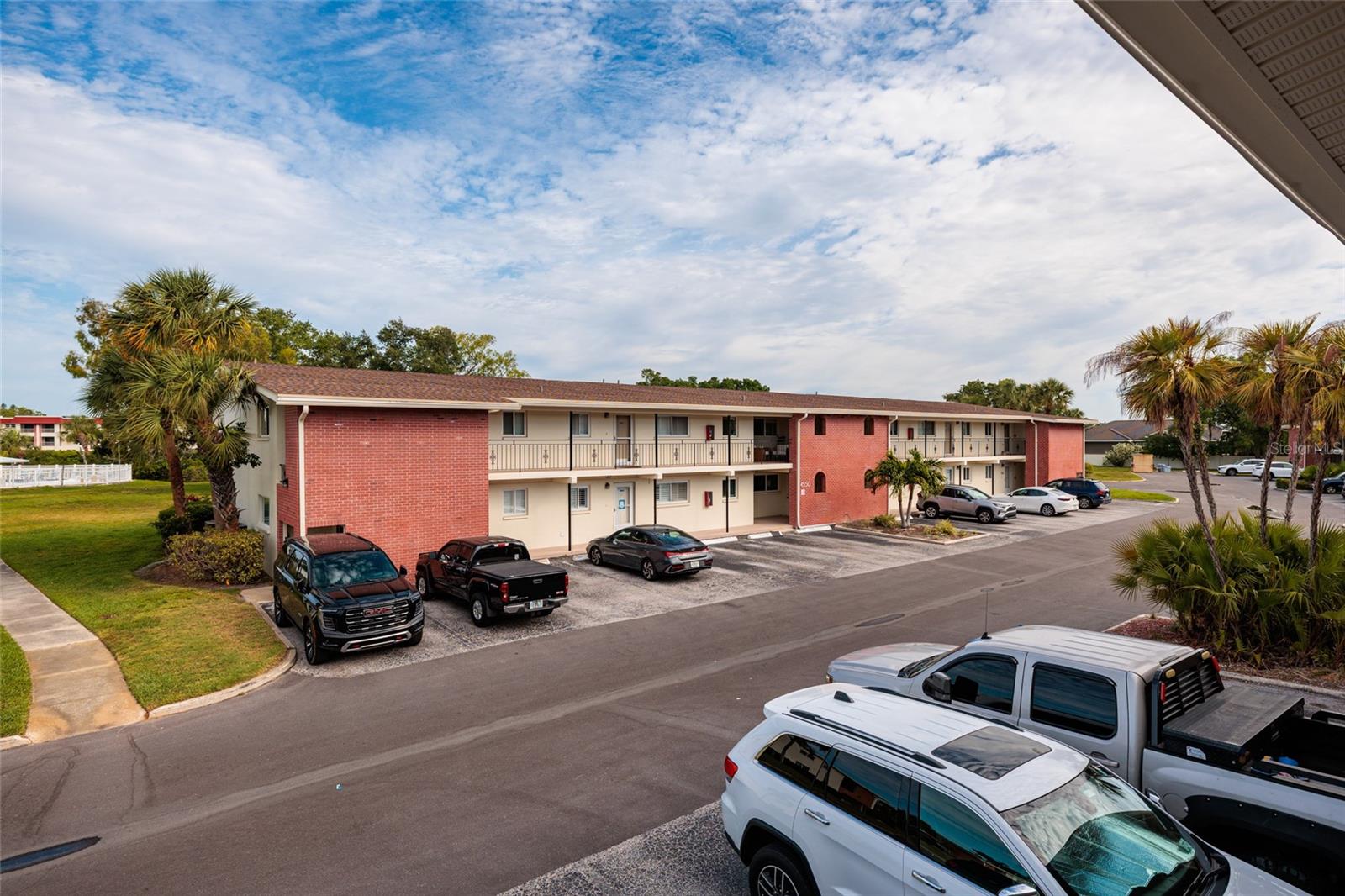 4550 Overlook Unit 154, St Petersburg, FL 33703