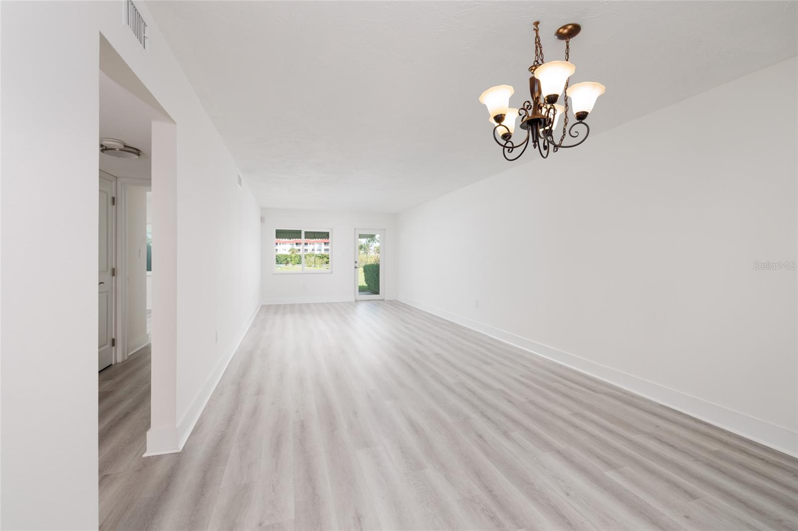 4550 Overlook Unit 154, St Petersburg, FL 33703
