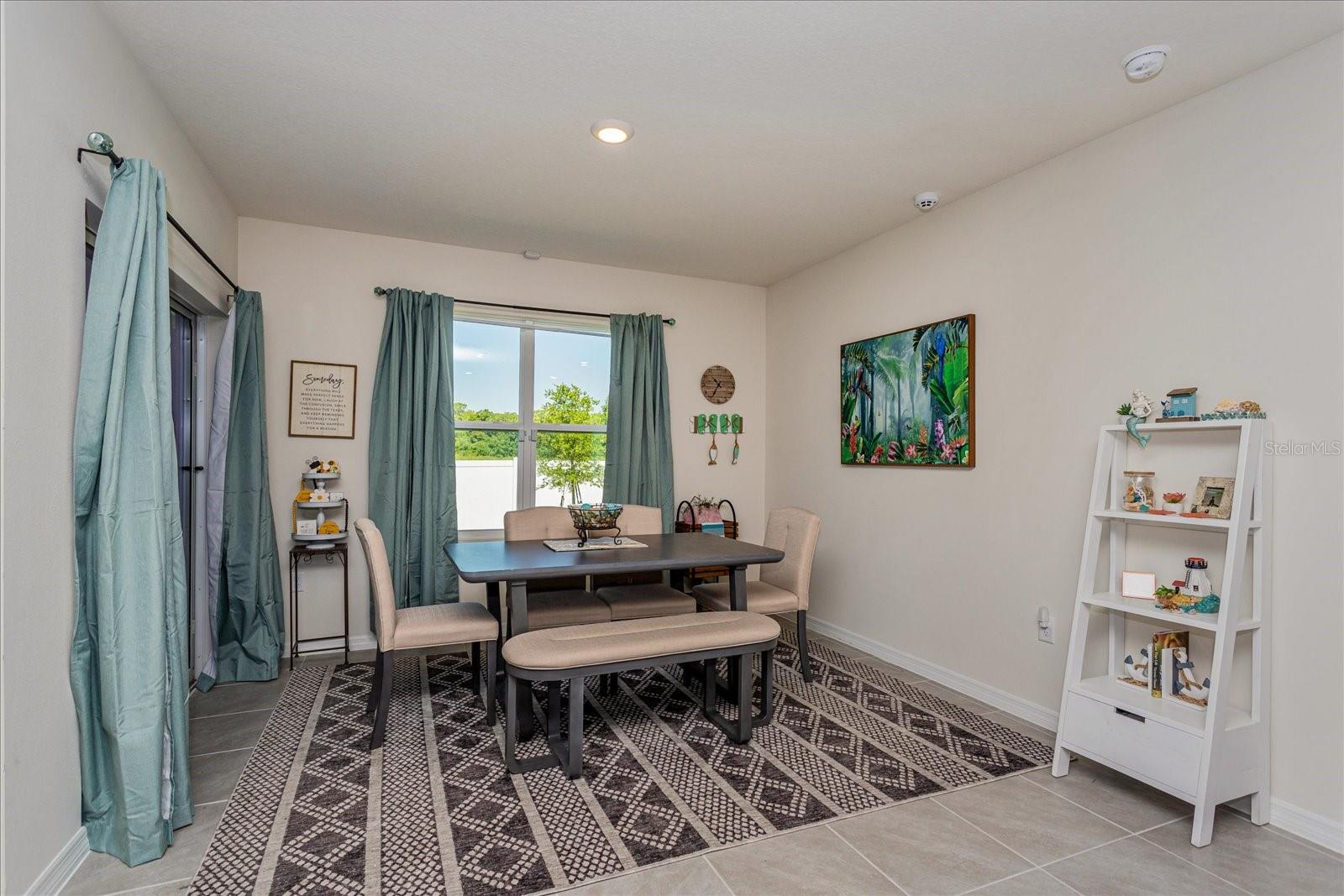 6358 Sanders Grove, Okahumpka, FL 34762