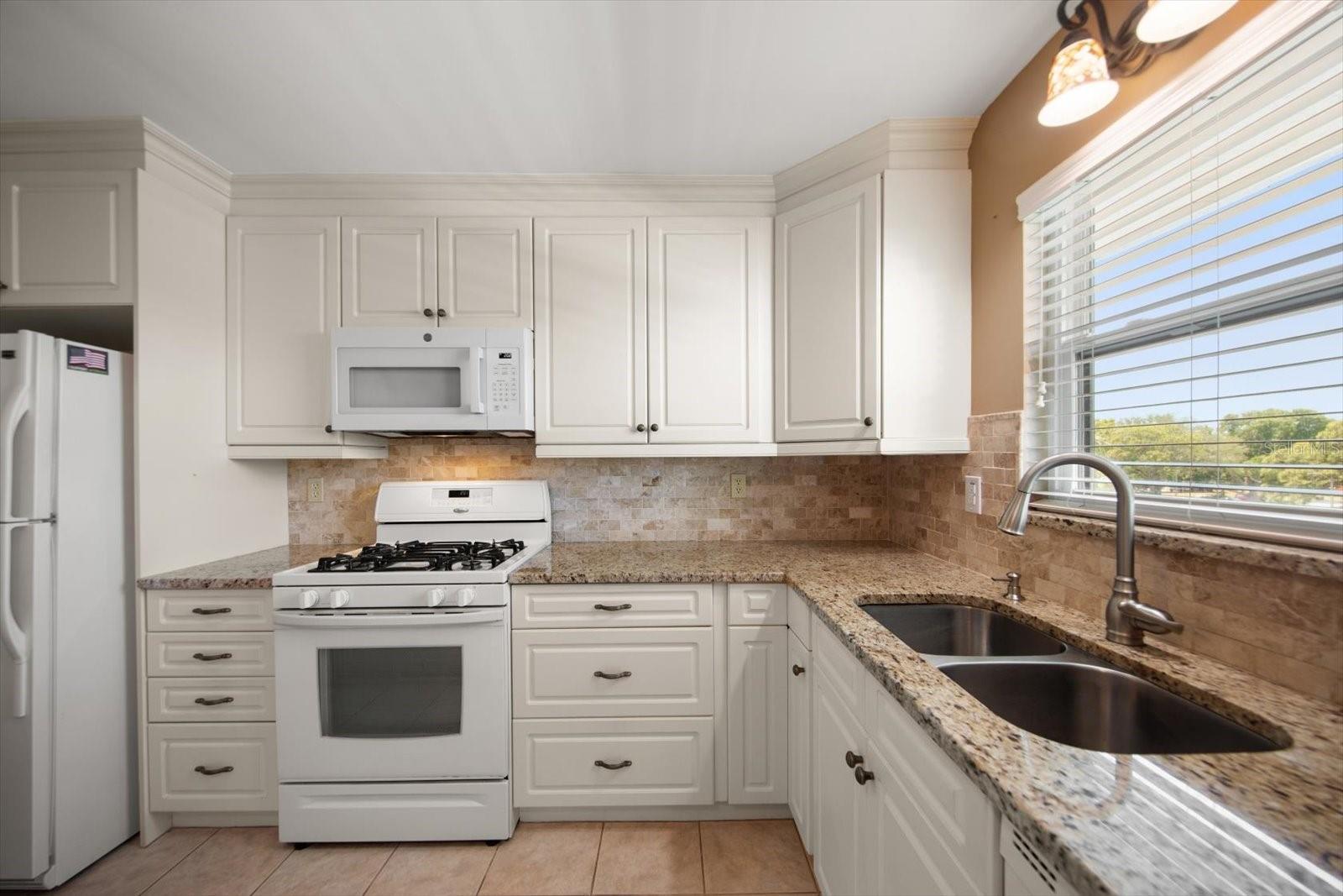 5970 80th Unit 411, St Petersburg, FL 33709