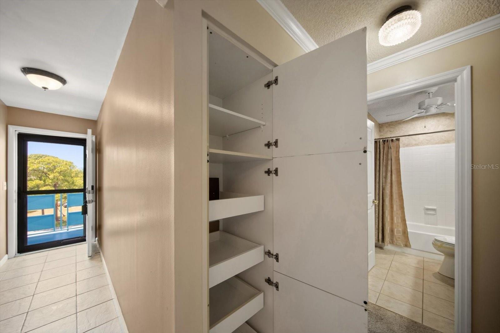 5970 80th Unit 411, St Petersburg, FL 33709
