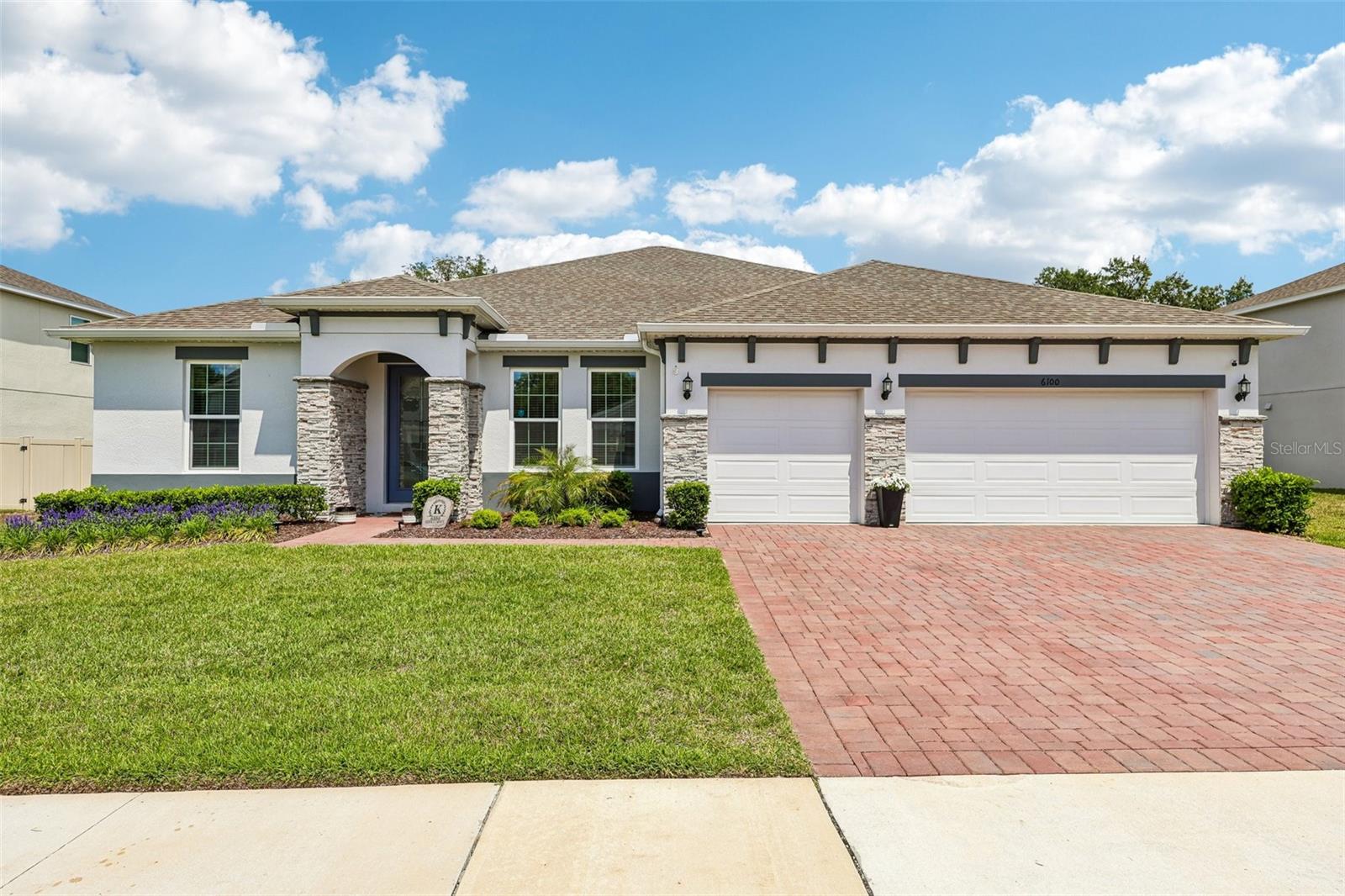 6100 Sierra Crown, Mount Dora, FL 32757