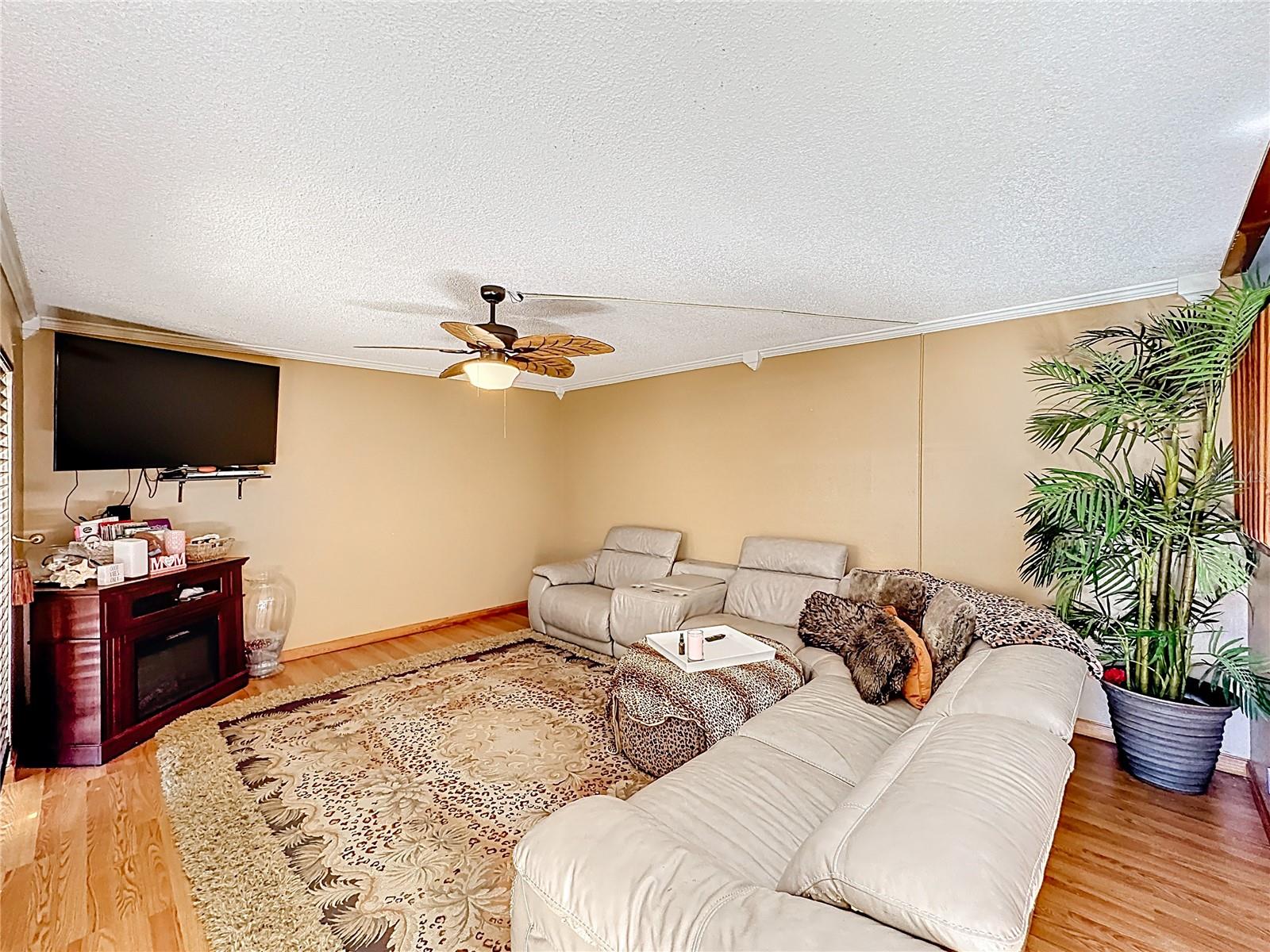 1458 N Lawnwood Unit 24a, Fort Pierce, FL 34950