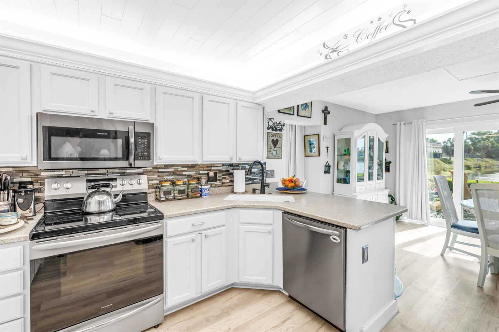 1655 Highland Unit J187, Clearwater, FL 33756