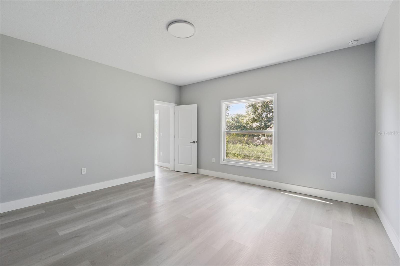 397 North, Davenport, FL 33837