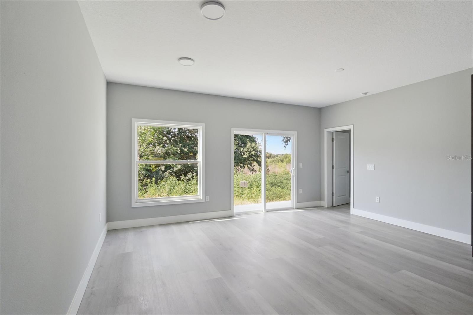 397 North, Davenport, FL 33837
