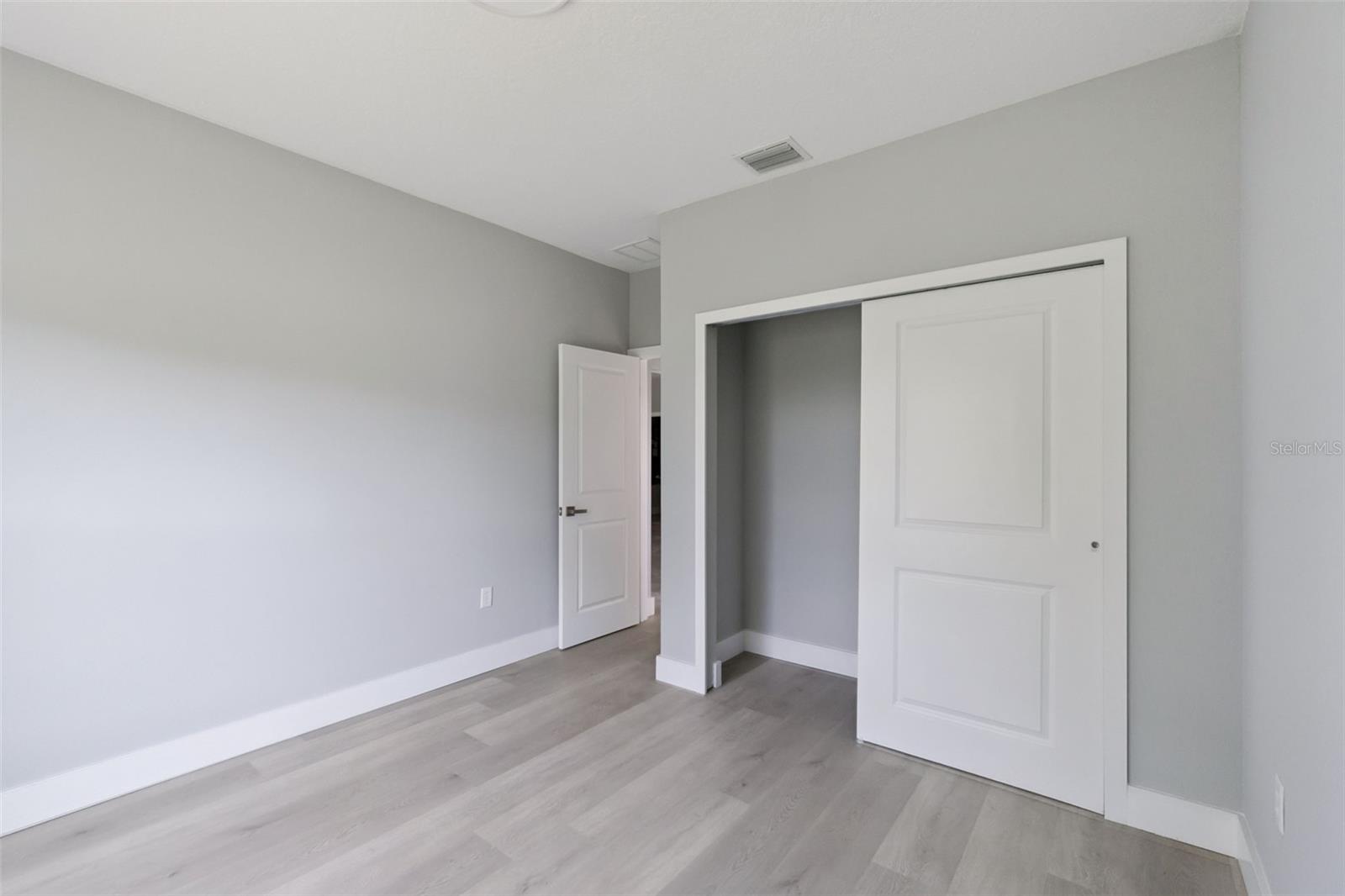 397 North, Davenport, FL 33837