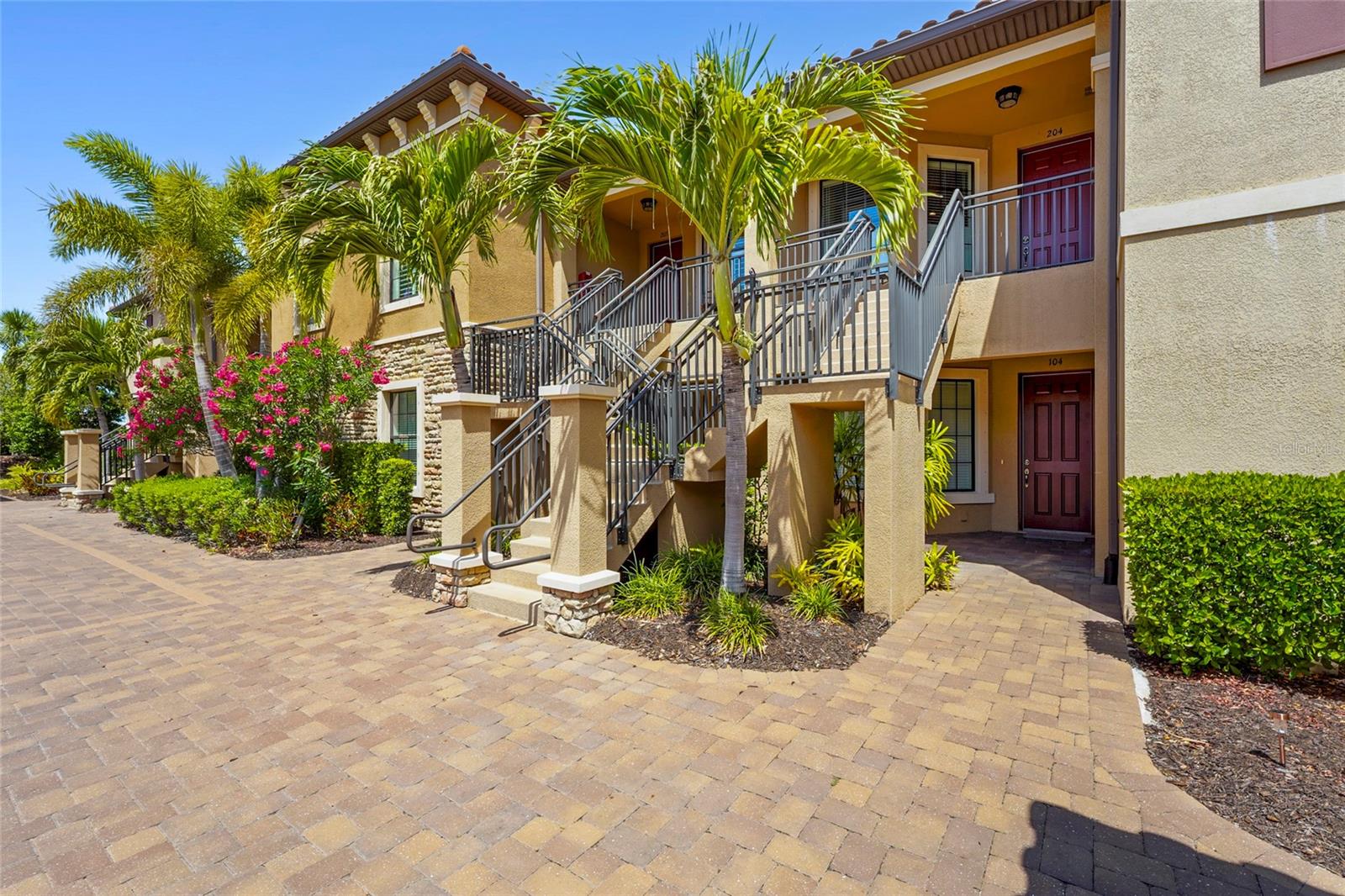 5420 Cicernone Unit 203, Sarasota, FL 34238